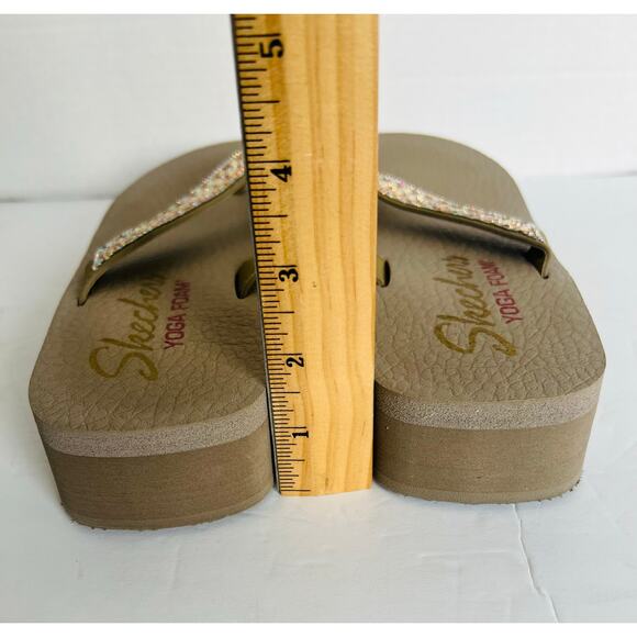 NWOT Skechers Vinyasa Glory Day Sparkly Straps Thong Flip Flop Wedge Sandal 8.5 - Picture 12 of 16